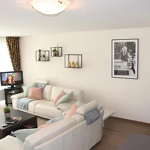 lichtrijk-appartement-oostende.hotelsghent.com/